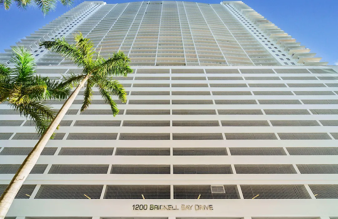 The Club At Brickell Bay Luxury Suites-1